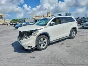 Toyota Highlander 3.5L 6 2016