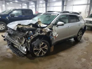 Subaru Outback 2.4L 4 2021