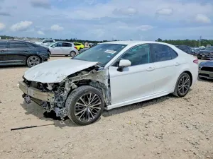 Toyota Camry 2.5L 4 2020