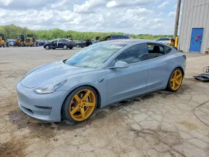 Tesla Model 3 2019