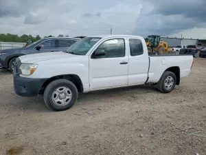Toyota Tacoma 2.7L 4 2015