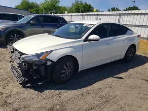 Nissan Altima 2.5L 4 2019
