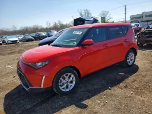 Kia Soul 2.0L 4 2025
