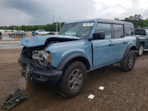 Ford Bronco 2.3L 4 2023