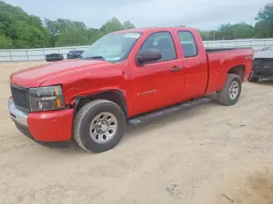 Chevrolet Silverado 1500 4.8L 8 2011