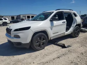 Jeep Cherokee 2.4L 4 2017