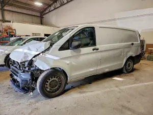 Mercedes-Benz Metris 2.0L 4 2016