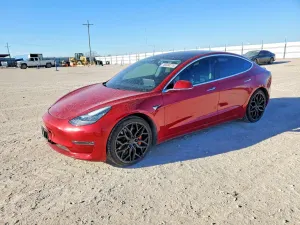 Tesla Model 3 2020