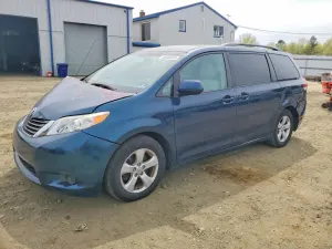 Toyota Sienna 3.5L 6 2012