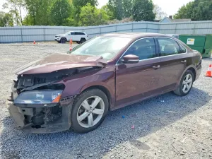 Volkswagen Passat 2.0L 4 2013