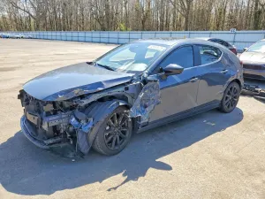 Mazda 3 2.5L 4 2022