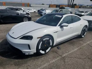 Porsche Taycan U 2025