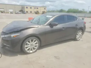Mazda 3 2.5L 4 2017