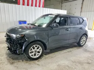 Kia Soul 2.0L 4 2025