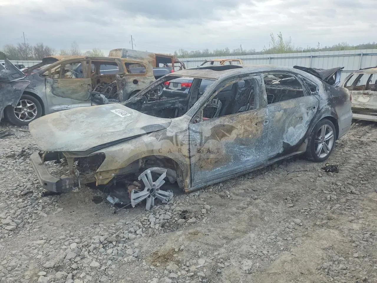 Volkswagen Passat 2.0L 4 2013