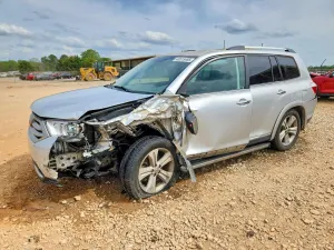 Toyota Highlander 3.5L 6 2013