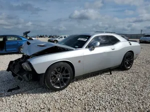 Dodge Challenger 6.4L 8 2023