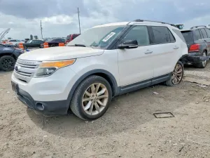 Ford Explorer 3.5L 6 2014