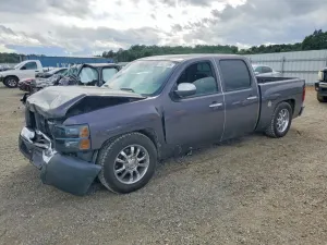 Chevrolet Silverado 1500 4.8L 8 2011