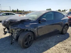 Tesla Model Y 2026