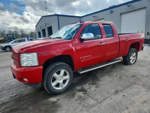 Chevrolet Silverado 1500 4.8L 8 2011