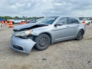 Chrysler 200 2.4L 4 2013