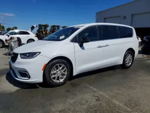 Chrysler Pacifica 3.6L 6 2025