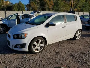 Chevrolet Aveo (Sonic) 1.4L 4 2014