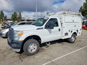 Ford F-350 6.2L 8 2013