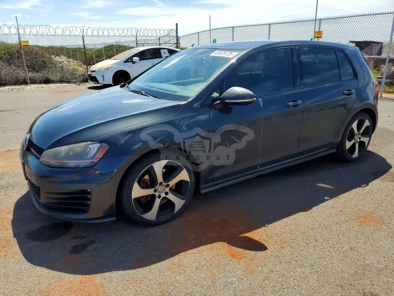 Volkswagen Golf 2L 4 2015