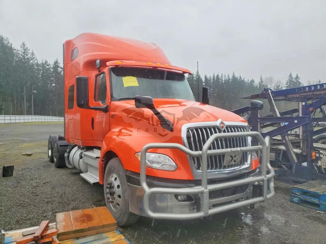 International LT Series 12.4L 6 2024