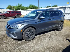 Volkswagen Tiguan 2.0L 4 2024