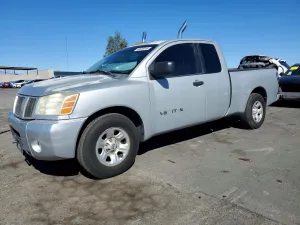 Nissan Titan 5.6L 8 2005