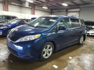 Toyota Sienna 3.5L 6 2011