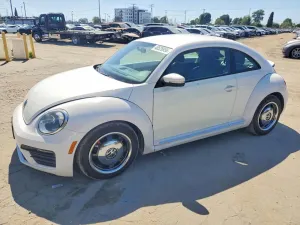 Volkswagen Beetle 2.5L 5 2013