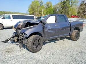 RAM 1500 5.7L 8 2017