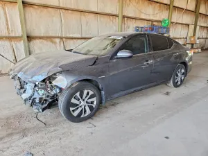 Nissan Altima 2.5L 4 2020