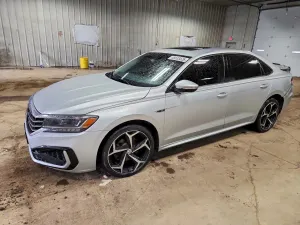 Volkswagen Passat 2.0L 4 2020