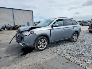 Mitsubishi Outlander 2.4L 4 2015