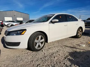 Volkswagen Passat 1.8L 4 2014