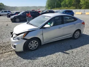 Hyundai Accent 1.6L 4 2015