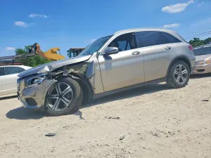 Mercedes-Benz GLC 2.0L 4 2019