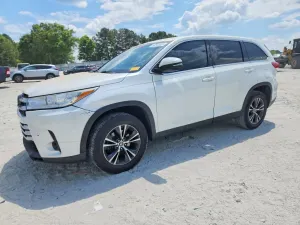 Toyota Highlander 3.5L 6 2019
