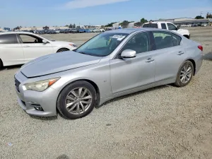Infiniti Q50 3.7L 6 2014