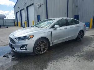 Ford Fusion 2.0L 4 2019