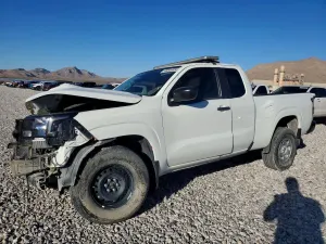 Nissan Frontier 3.8L 6 2025