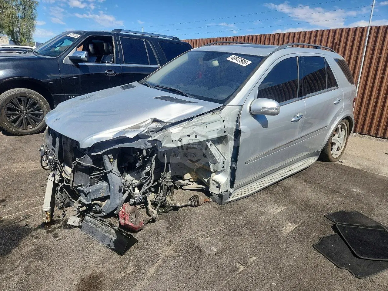 Mercedes-Benz ML 6.2L 8 2007