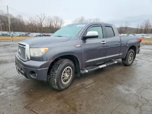 Toyota Tundra 5.7L 8 2013