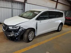 Chrysler Pacifica 3.6L 6 2025