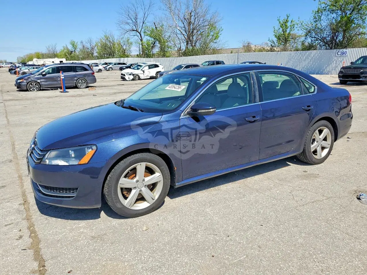 Volkswagen Passat 2.0L 4 2012